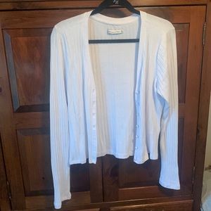 Abercrombie and Fitch cropped white cardigan